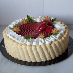 Charlotte aux fraises