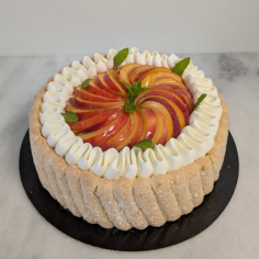 Charlotte aux pêches