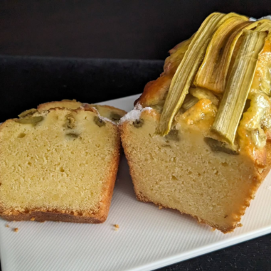 Cake à la rhubarbe